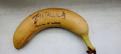 metallica banana
