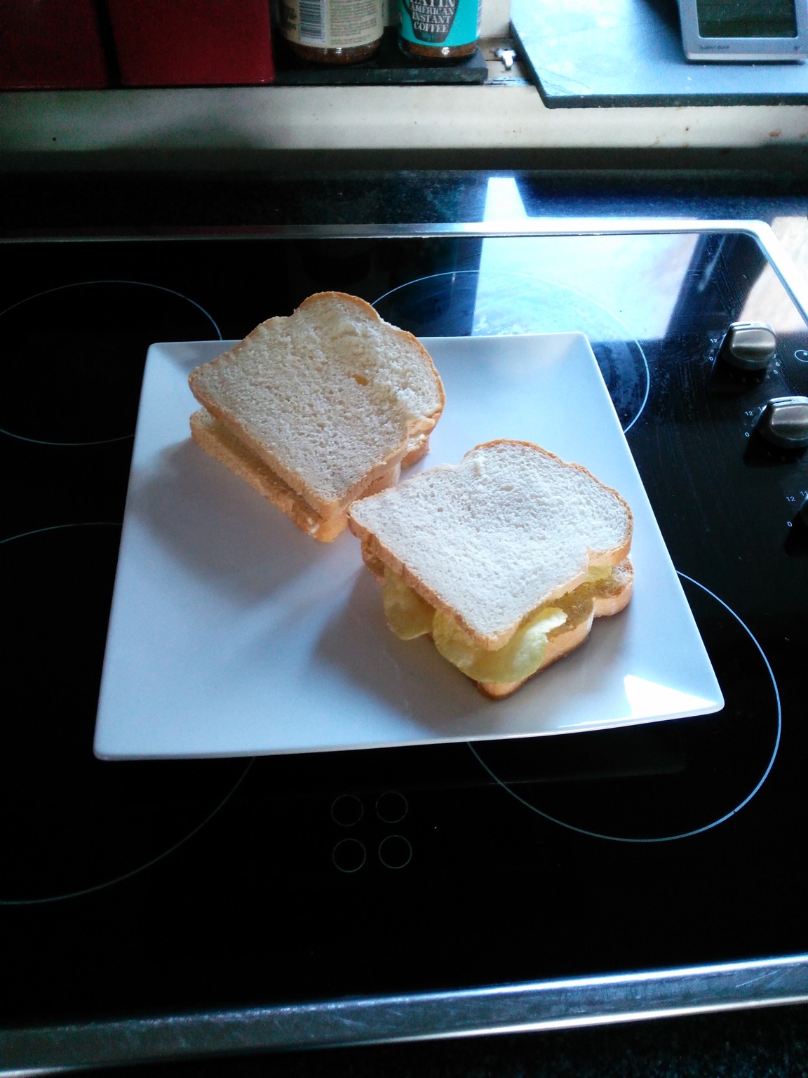 White crisp sandwich on a cooker times two