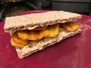 Frazzles between two crispbread slices