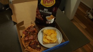 BBQ crisps on bread alongside pizza