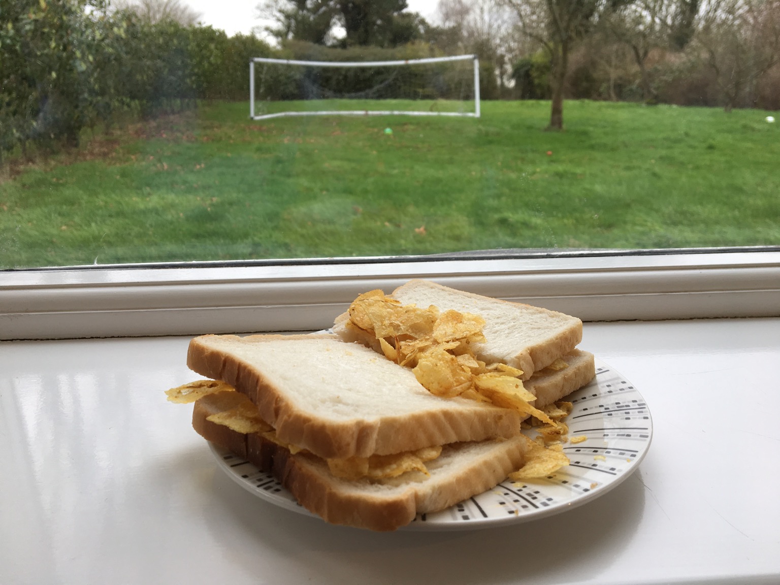 Crisp sandwich wistfully wishing it could play football