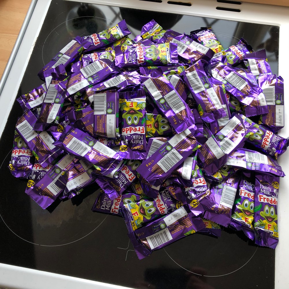 100 Freddo bars